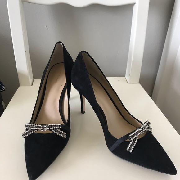Ann Taylor suede bow pump - Picture 3 of 5
